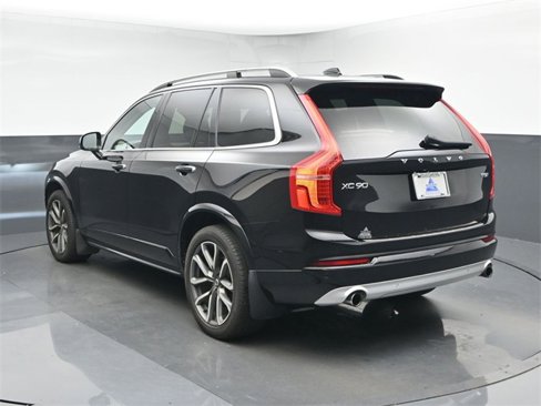 Used 2019 Volvo XC90 T5 Momentum w/ Protection Package Premier image 6