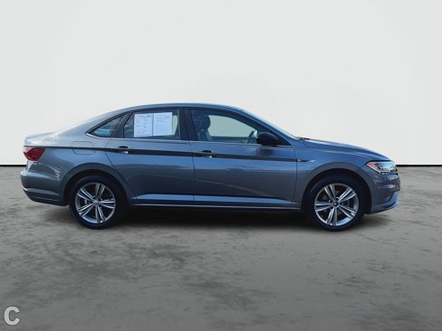 Used 2019 Volkswagen Jetta R-Line image 9