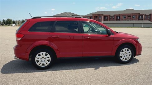 Used 2018 Dodge Journey SE image 9