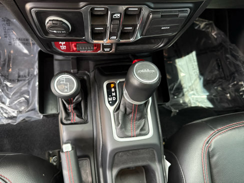 Used 2021 Jeep Gladiator Rubicon image 36