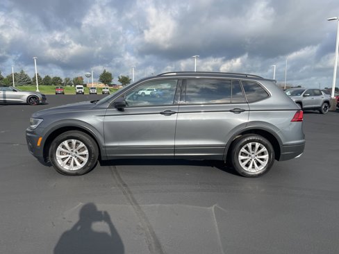Used 2019 Volkswagen Tiguan S image 2