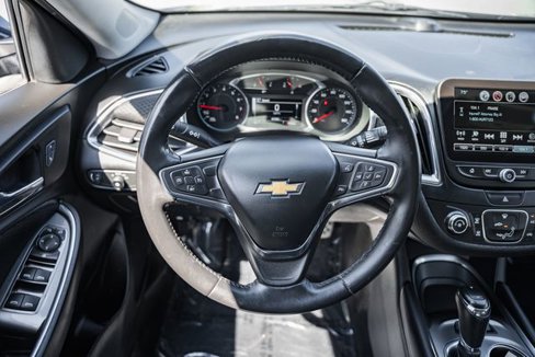 Used 2016 Chevrolet Malibu LT image 27