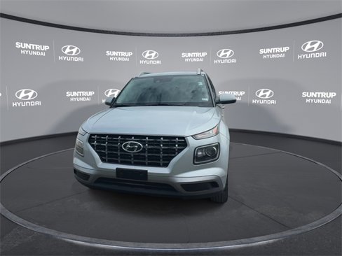 Certified 2022 Hyundai Venue SEL w/ Cargo Package image 5