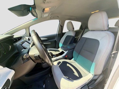 Used 2020 Chevrolet Bolt LT image 22