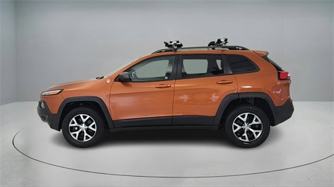 Used 2015 Jeep Cherokee Trailhawk w/ Comfort/Convenience Group image 4