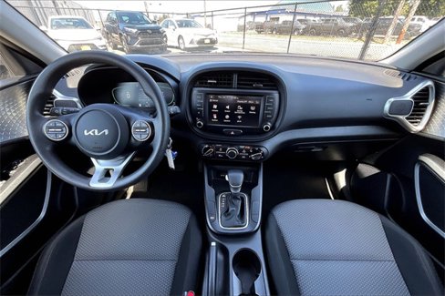 Used 2023 Kia Soul LX w/ Option Group 015 image 10