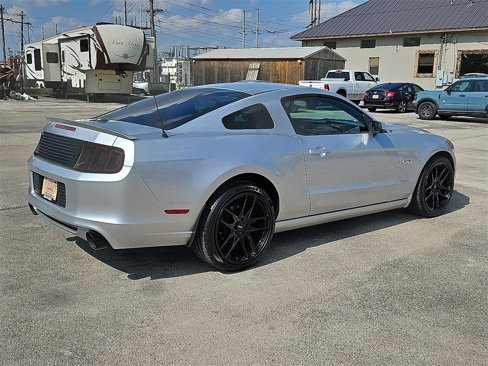 Used 2013 Ford Mustang GT Premium w/ GT Track Pkg image 8