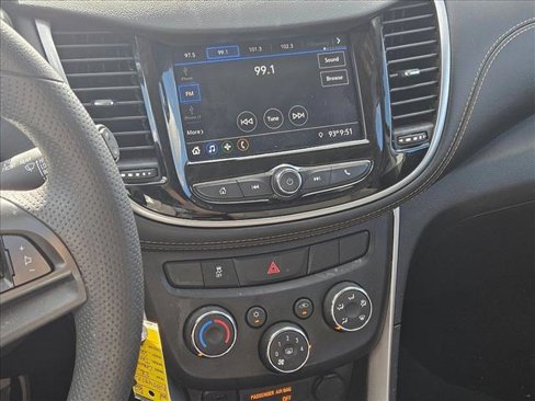 Used 2022 Chevrolet Trax LS w/ Tint and Cruise Package image 13