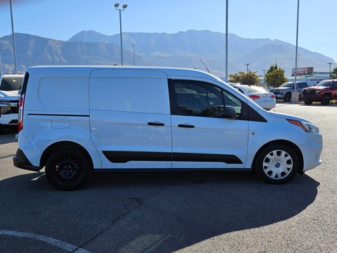 Used 2020 Ford Transit Connect XLT image 2