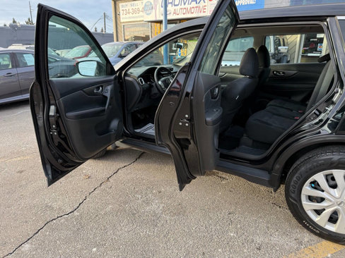 Used 2016 Nissan Rogue S image 26