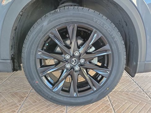 Used 2021 MAZDA CX-5 Carbon Edition image 5