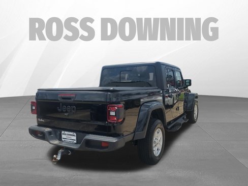 Used 2022 Jeep Gladiator Sport image 4