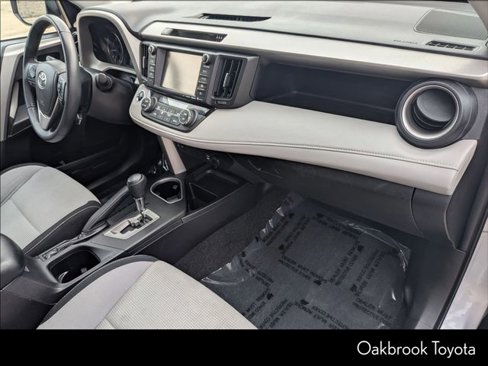 Used 2017 Toyota RAV4 XLE image 28