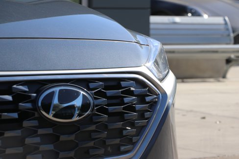 Used 2020 Hyundai Ioniq SE image 6