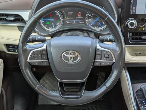 Used 2021 Toyota Highlander Platinum image 35