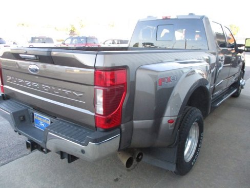Used 2022 Ford F350 Lariat w/ Lariat Value Package image 5