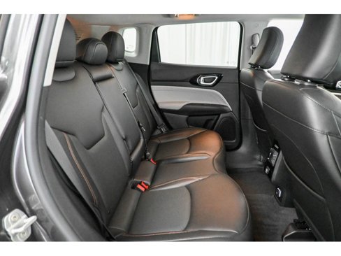 Used 2022 Jeep Compass Limited image 18