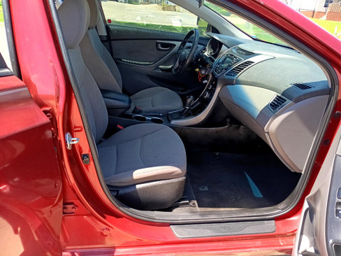 Used 2016 Hyundai Elantra SE w/ Option Group 02 image 19
