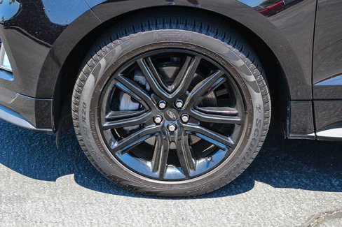Used 2022 Ford Edge ST-Line image 12