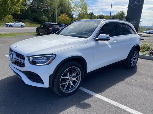 Used 2022 Mercedes-Benz GLC 300 4MATIC image 4