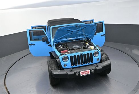Used 2018 Jeep Wrangler Unlimited Sport w/ Connectivity Group image 36
