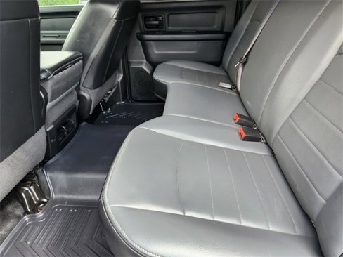 Used 2021 RAM 1500 Tradesman w/ Chrome Appearance Group image 10