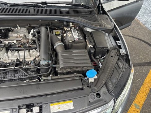 Used 2021 Volkswagen Jetta R-Line w/ R-Line Cold Weather Package image 16