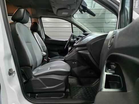 Used 2018 Ford Transit Connect XL image 15