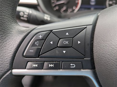 Used 2024 Nissan Altima 2.5 SV image 21