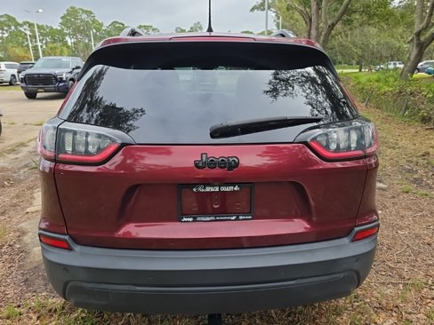 Used 2020 Jeep Cherokee Latitude Plus image 4