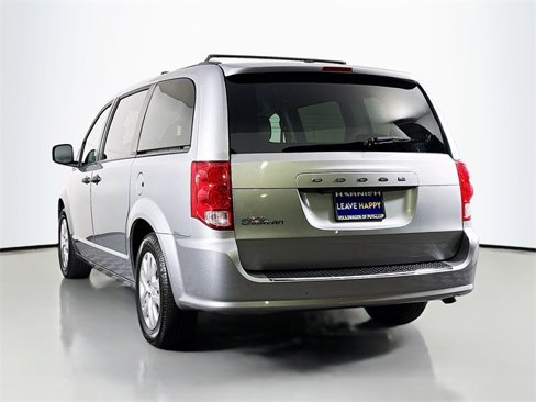 Used 2019 Dodge Grand Caravan SE image 5