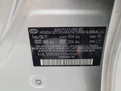 Used 2017 Hyundai Elantra Value Edition w/ Cargo Package image 33