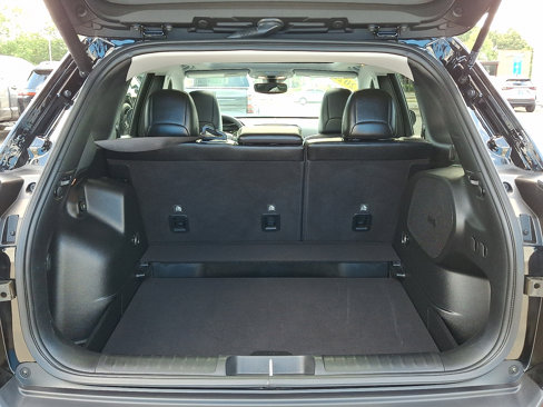 Used 2022 Jeep Cherokee Limited image 29
