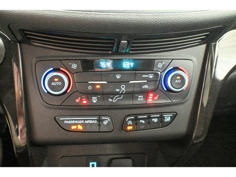 Used 2019 Ford Escape Titanium image 38