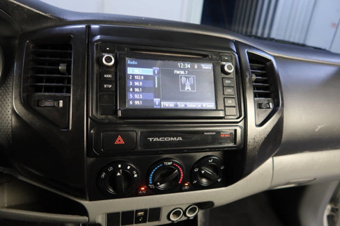 Used 2015 Toyota Tacoma 2WD Access Cab image 25