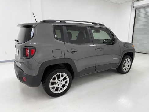 Used 2019 Jeep Renegade Latitude image 41