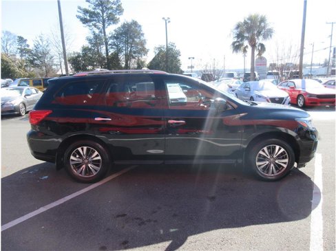 Used 2017 Nissan Pathfinder SL w/ SL Premium Package image 6