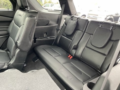 Used 2021 Ford Explorer ST w/ Equipment Group 401A image 18
