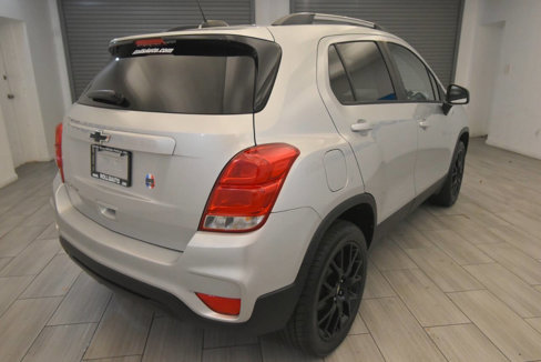 Used 2021 Chevrolet Trax LT w/ Sport Edition image 5