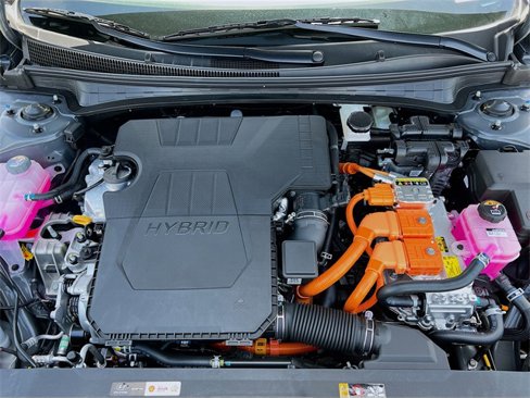 New 2025 Hyundai Elantra SEL image 28