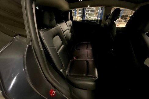 Used 2021 Tesla Model Y Performance image 18