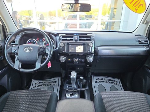 Used 2019 Toyota 4Runner TRD Off-Road image 18