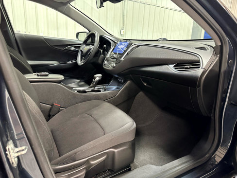 Used 2021 Chevrolet Malibu LT image 12
