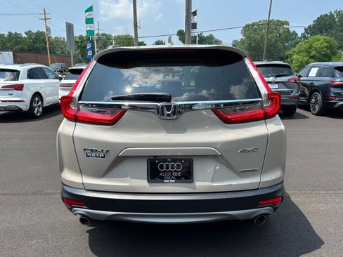 Used 2019 Honda CR-V Touring image 4