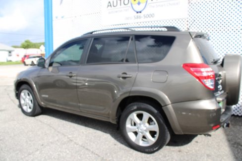Used 2010 Toyota RAV4 Limited image 10