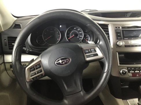 Used 2013 Subaru Outback 2.5i image 11