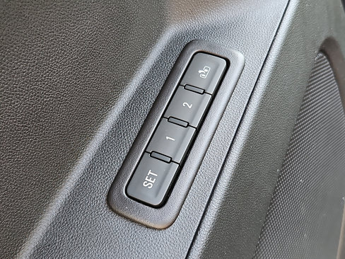 Certified 2022 Chevrolet Equinox Premier image 24