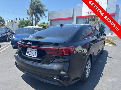 Used 2023 Kia Forte LX image 6