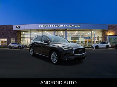 Used 2019 INFINITI QX50 Essential w/ Premium Heat Package image 3