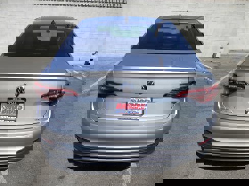 Used 2023 Volkswagen Jetta SE image 8